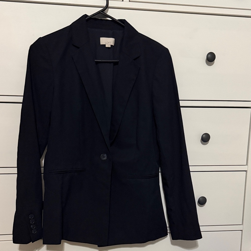 LOFT Women's Elegant Navy Blazer NWOT